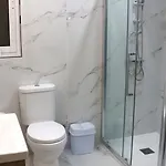 Sc6 - Modern & Spacious 2 Bed *