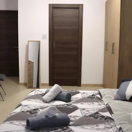 Sc6 - Modern&spacious 2 Bed *