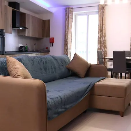 Sc6 - Modern & Spacious 2 Bed Daire *